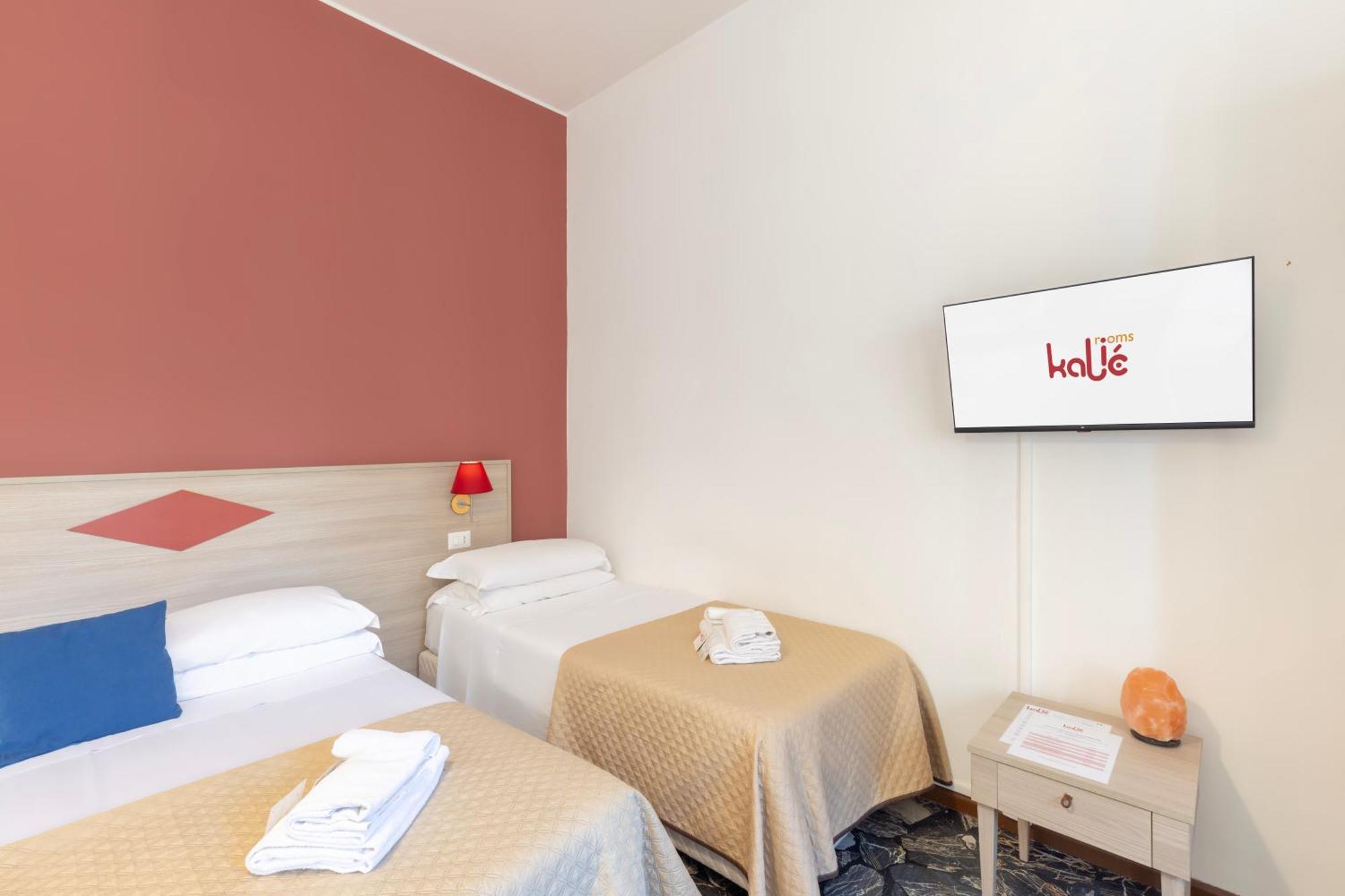 Kalie Rooms Guest House กาญารี ภายนอก รูปภาพ