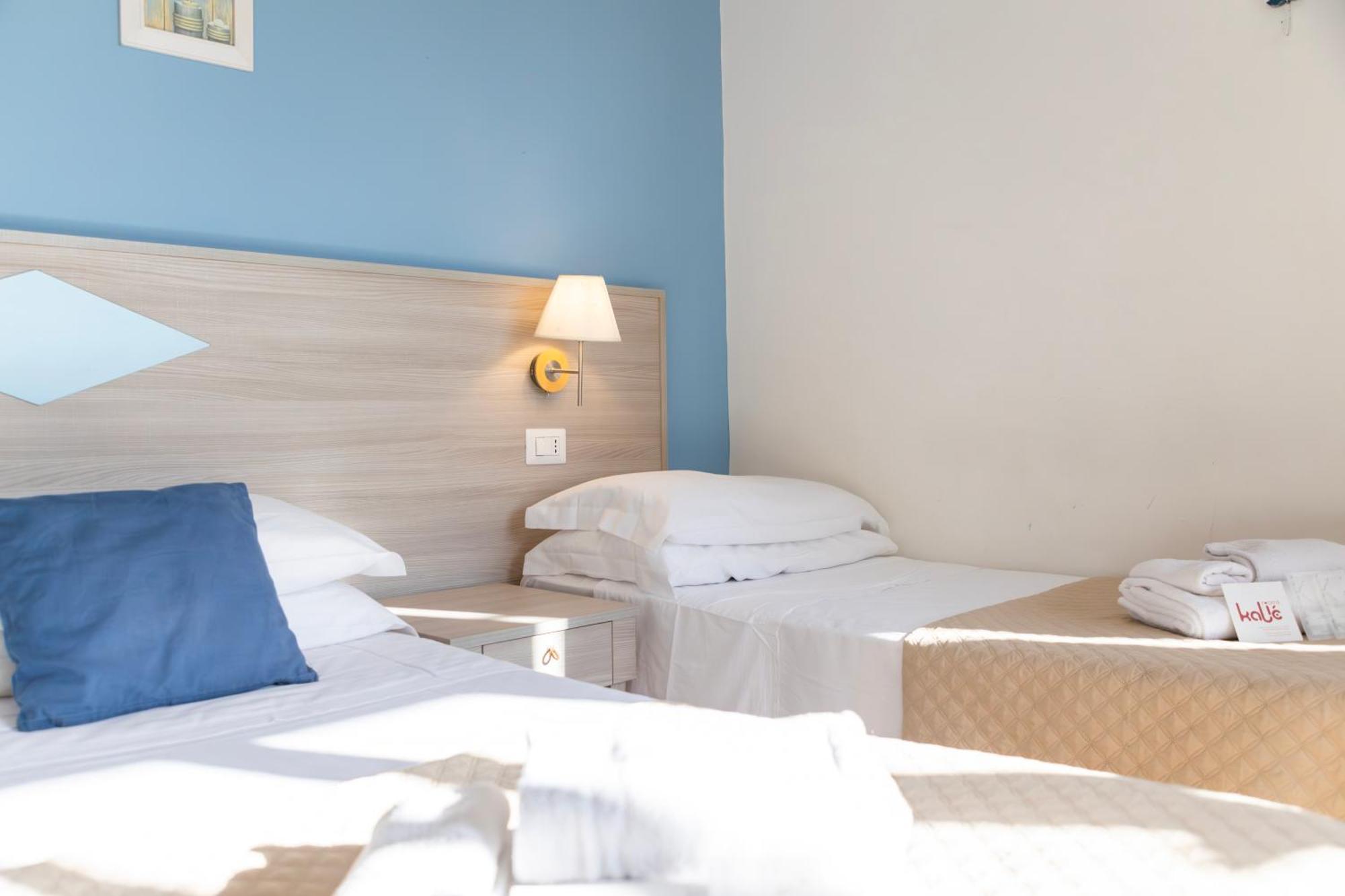 Kalie Rooms Guest House กาญารี ภายนอก รูปภาพ