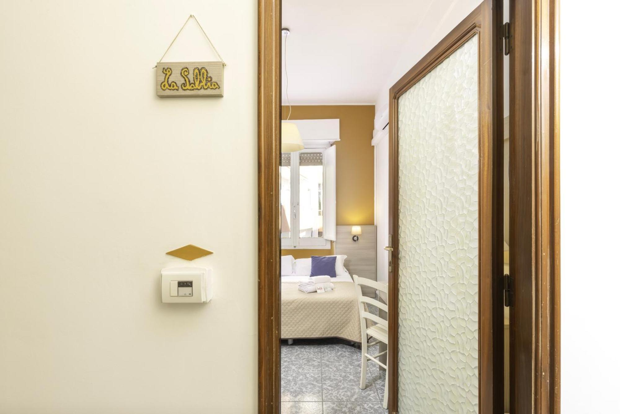 Kalie Rooms Guest House กาญารี ภายนอก รูปภาพ