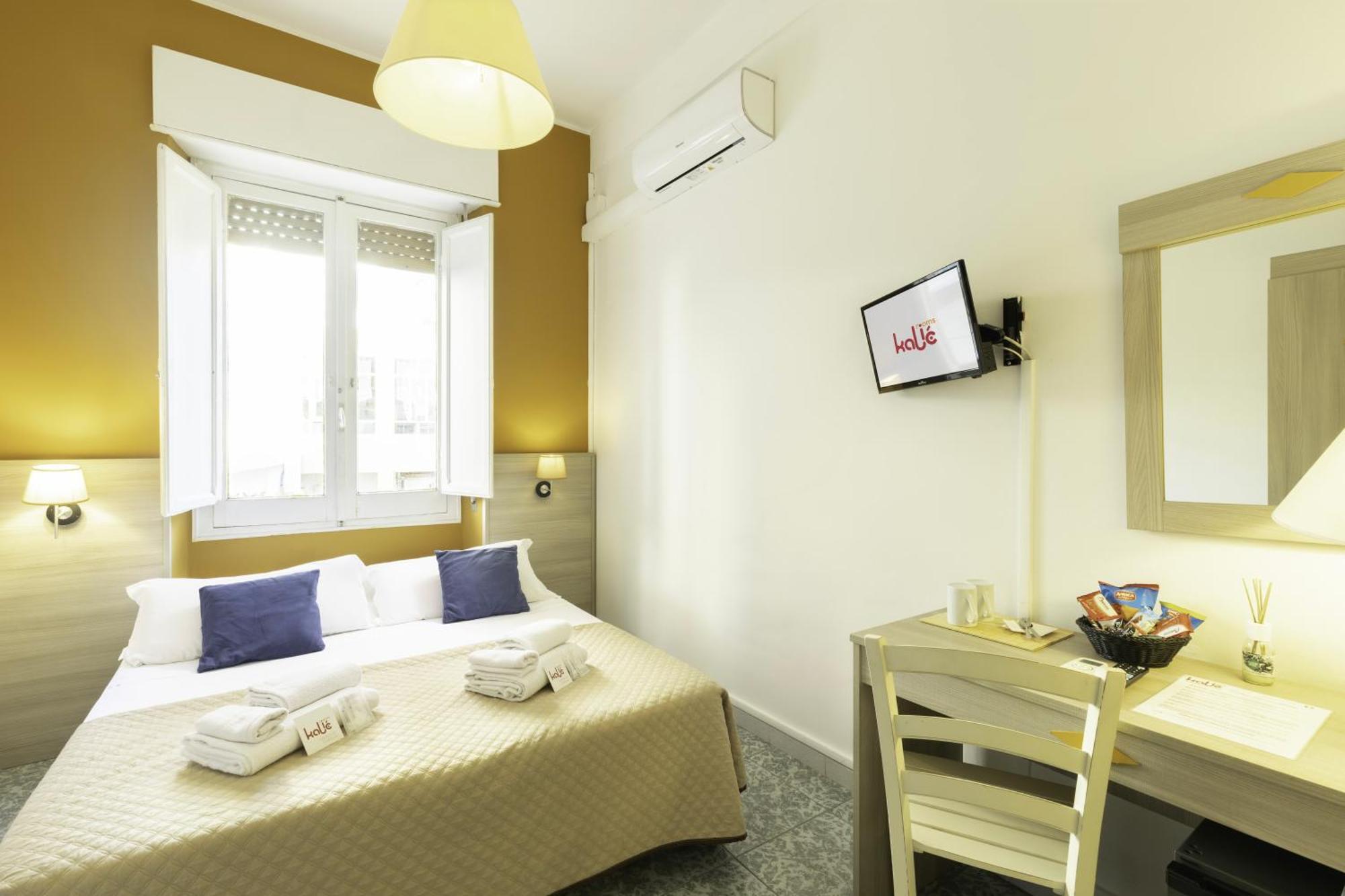 Kalie Rooms Guest House กาญารี ภายนอก รูปภาพ